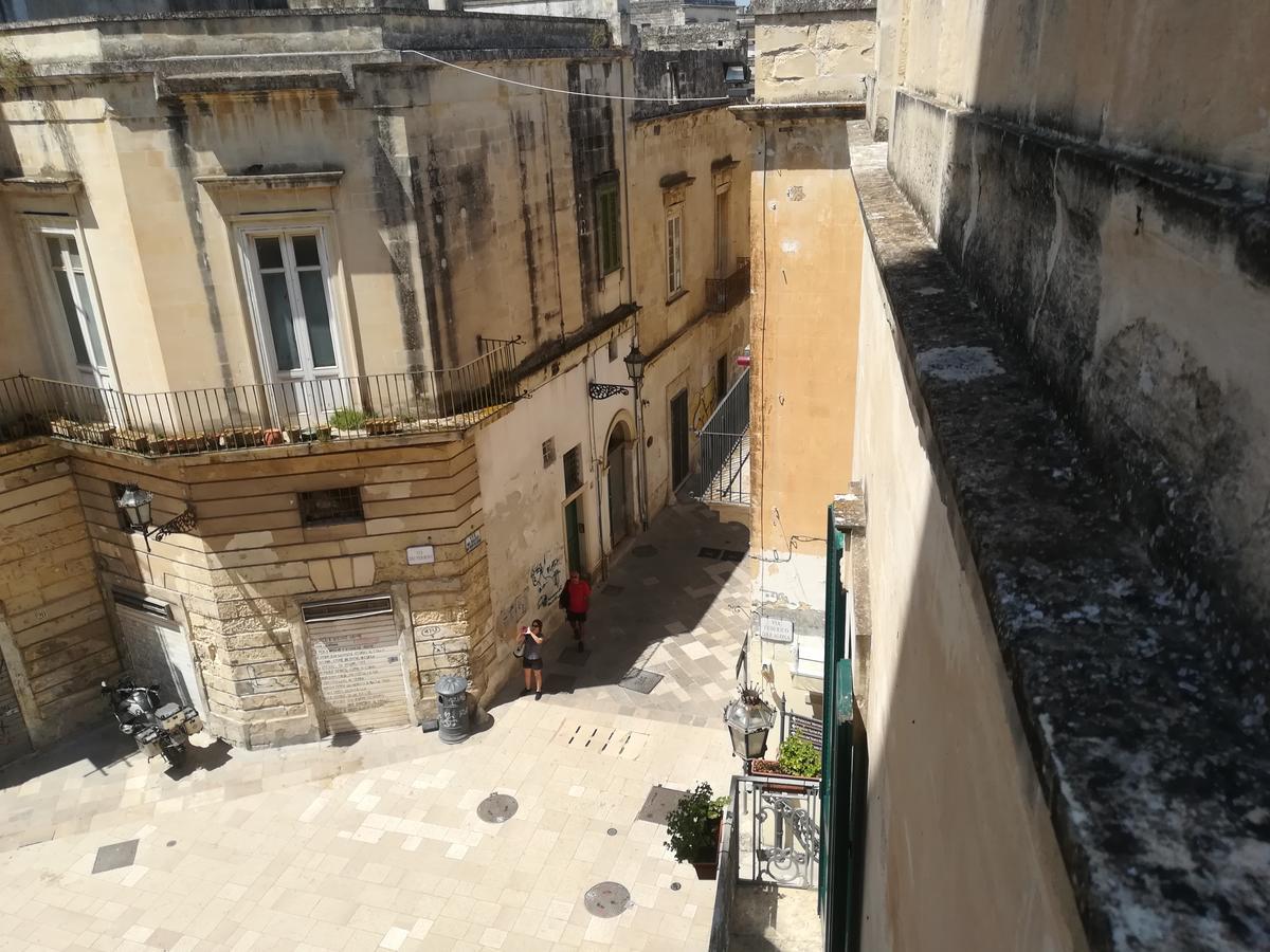 Bed and Breakfast Dimora Dell'Artista Lecce Exterior foto