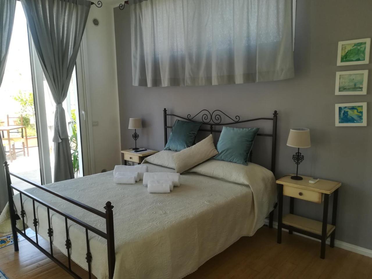 Bed and Breakfast Dimora Dell'Artista Lecce Exterior foto